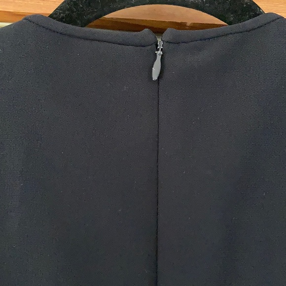 Black Dress - Picture 6 of 10